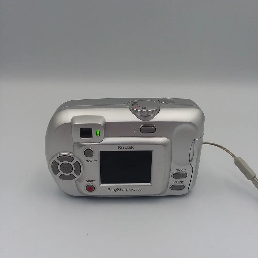 Kodak EasyShare CX7300 3.2MP Digital Camera & Manual Silver‎ - Tested Working